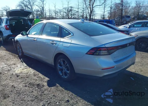 2024 Honda Accord Ex z USA, uszkodzony, nr VIN 1HGCY1F38RA020809